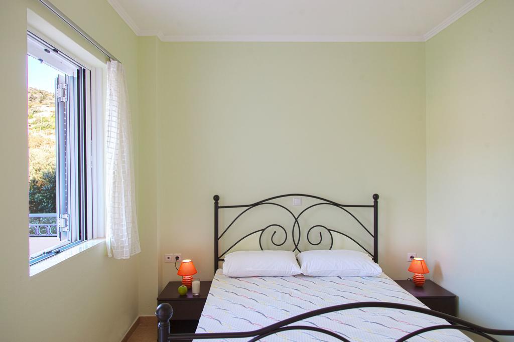 Apolpaina L Apartments ภายนอก รูปภาพ