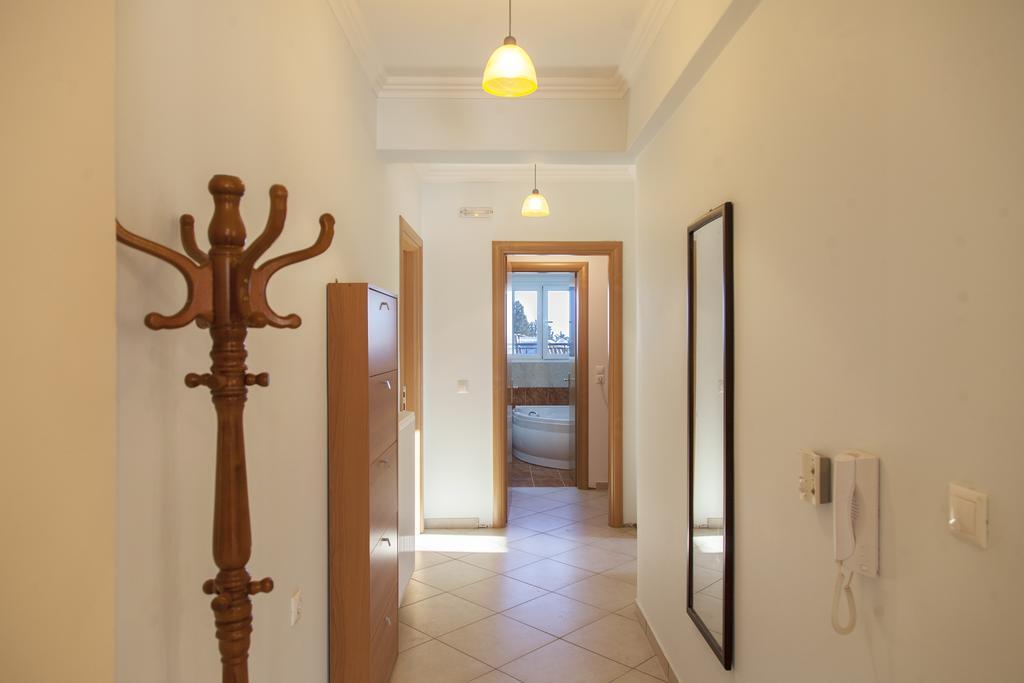 Apolpaina L Apartments ภายนอก รูปภาพ