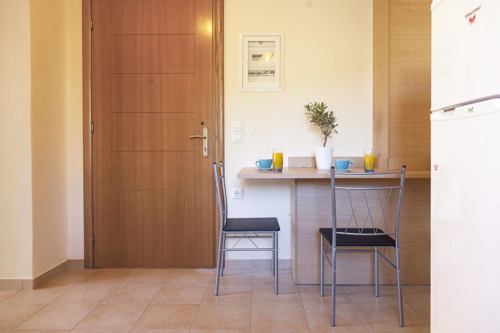 Apolpaina L Apartments ภายนอก รูปภาพ