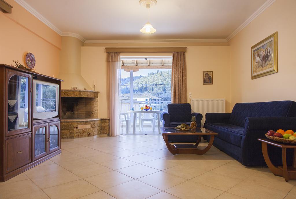 Apolpaina L Apartments ภายนอก รูปภาพ