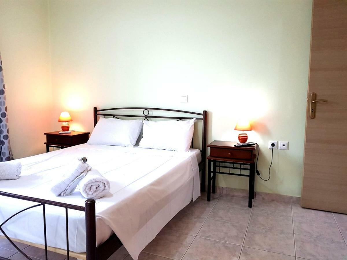Apolpaina L Apartments ภายนอก รูปภาพ